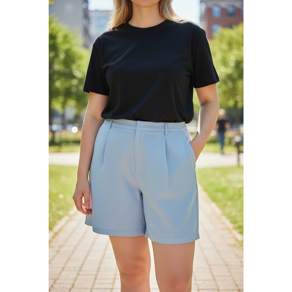 Edited by Remi Bader Women Trouser Shorts Plus Size 28W Blue High Rise Pleated